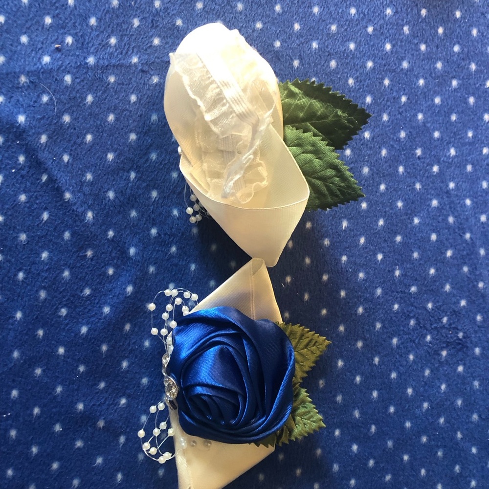 2 Rose/Jeweled Girls Stretch Headbands